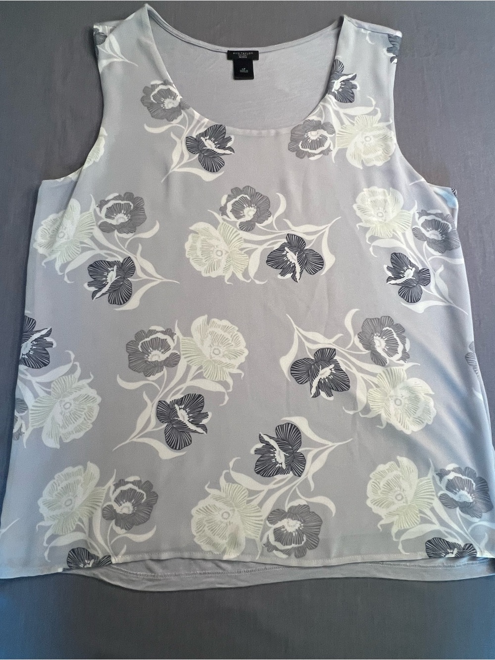 Ann Taylor Floral Scoop Neck Sleeveless Camisole - Light Gray & White